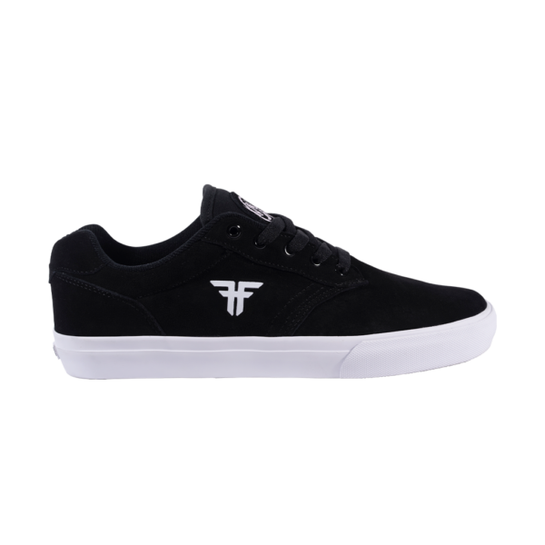 FALLEN THE GOAT	BLACK / WHITE